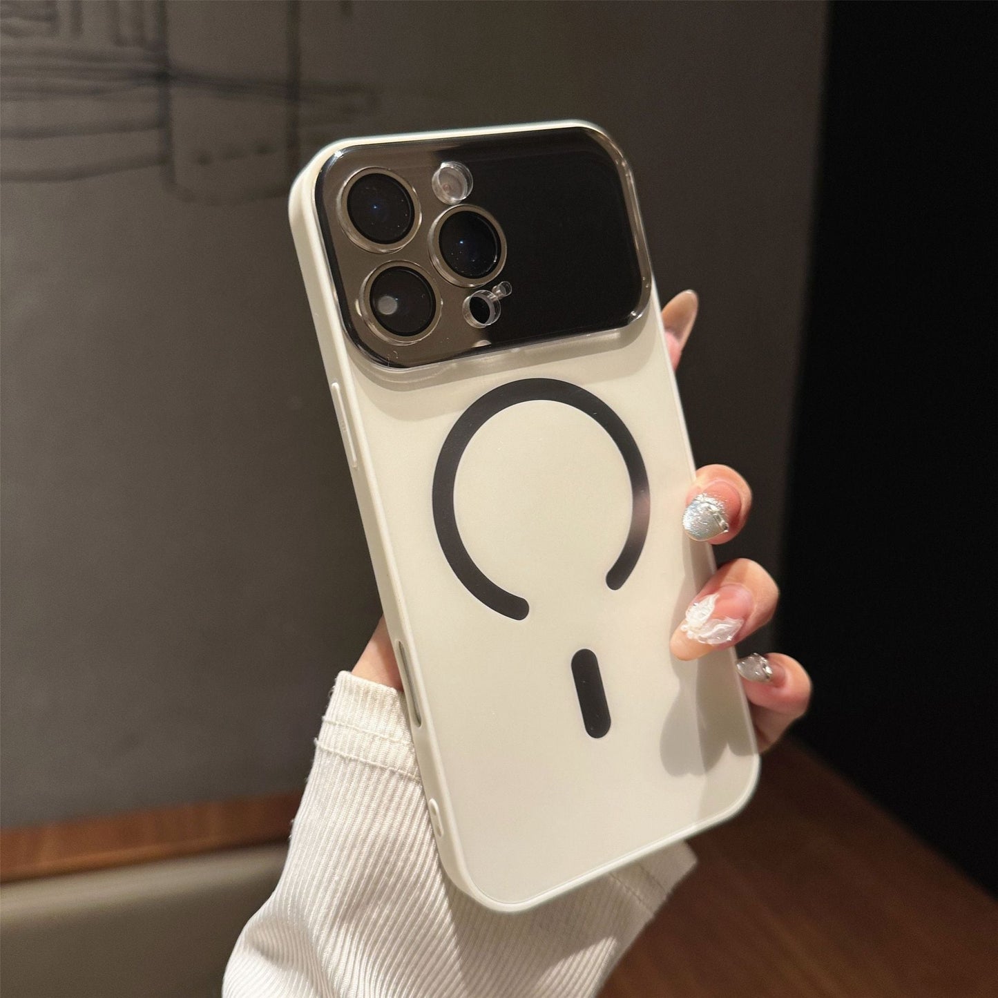 iPhone 17 Matte AG Magnetic Phone Case with Large View Window