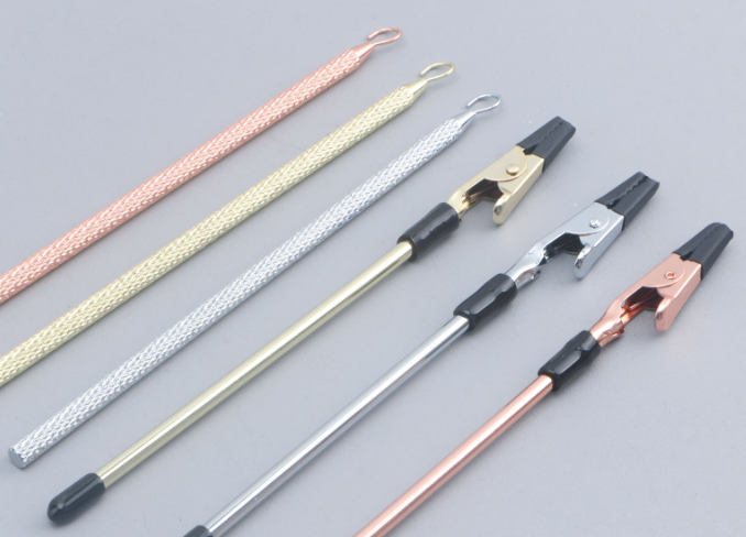 Quick wear jewelry bracelet clip wearing artifact with your own labor-saving tool auxiliary stick